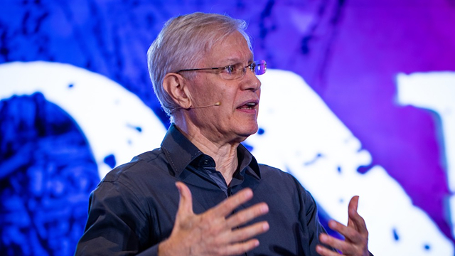 yaron-brook-at-ocon-640x360 yaron-brook-at-ocon-640x360